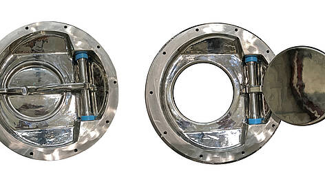 Bottom view of hygienic outlet valves in open and closed position.